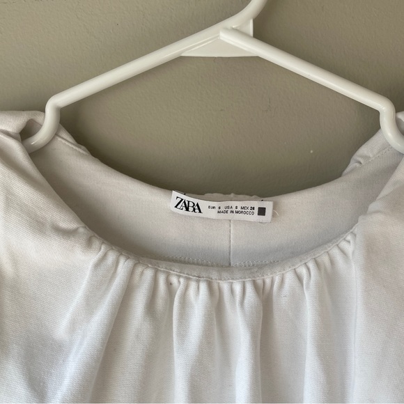 Selling this gorgeous ZARA casual mini white dress with shoulder pad. - Picture 4 of 4